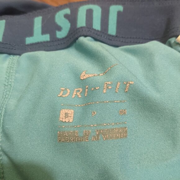 Nike - Tempo Dri-FIT Mid-Rise Running Shorts 831263 | Small | Blue Abyss Teal - Picture 3 of 6